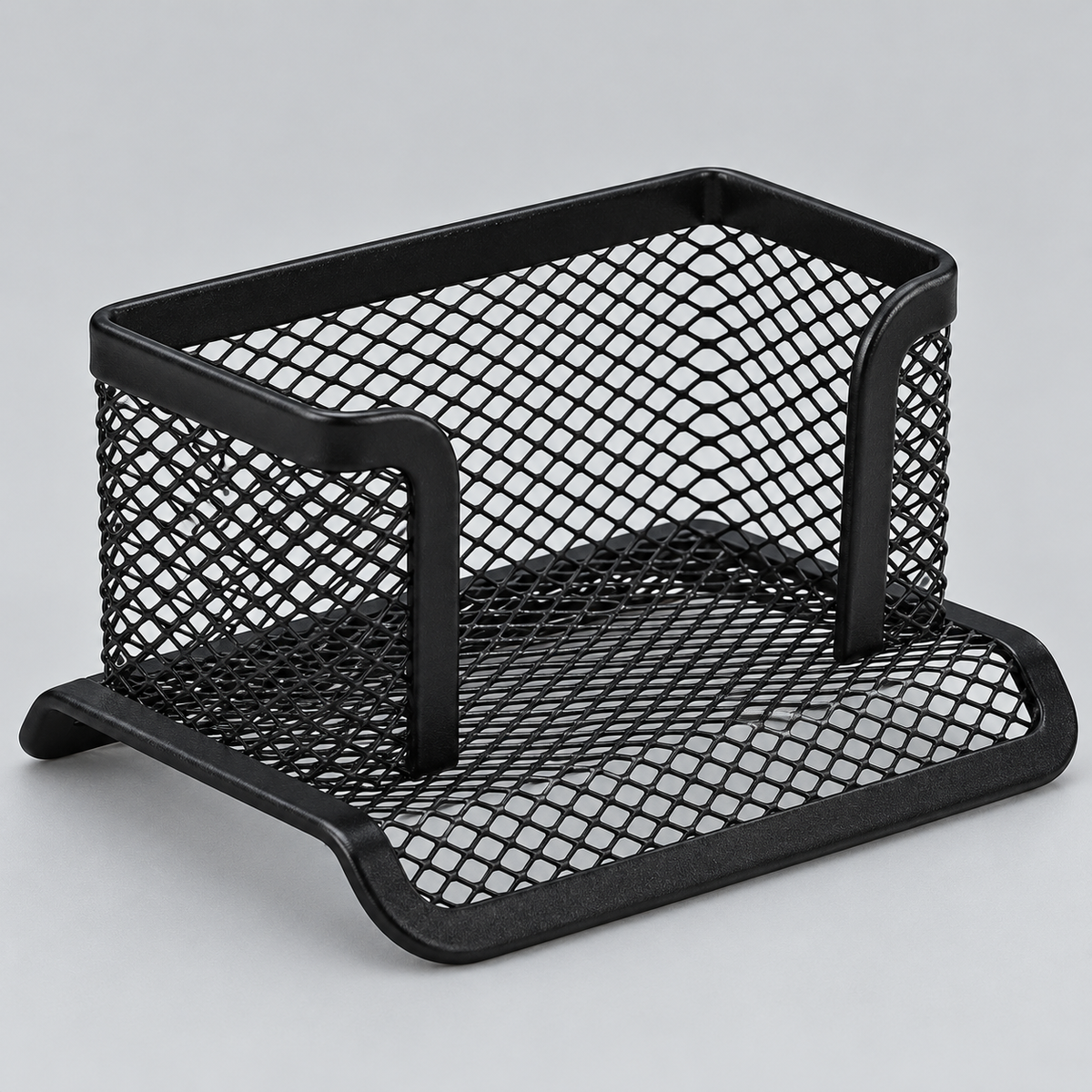 Diamond mesh and rounded edge structure